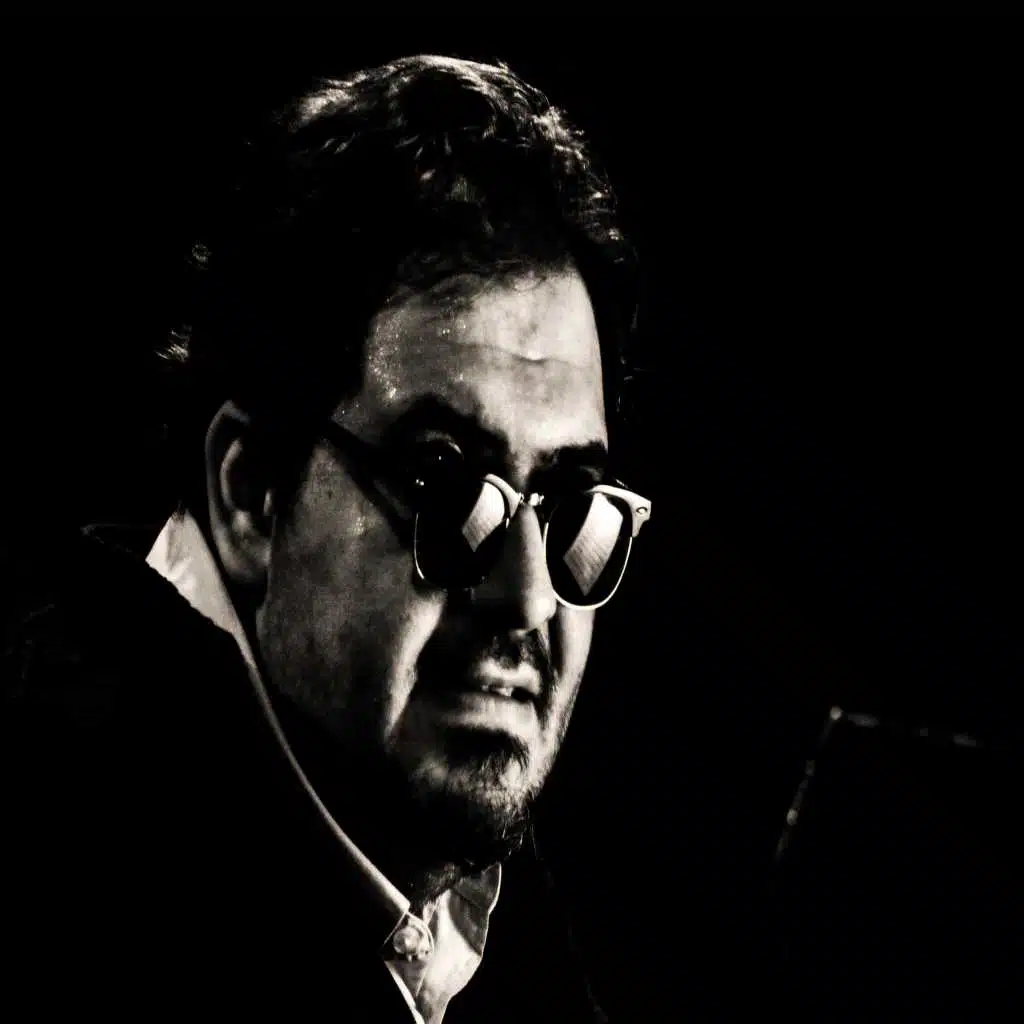 Robert Lakatos & Gabor Bolla