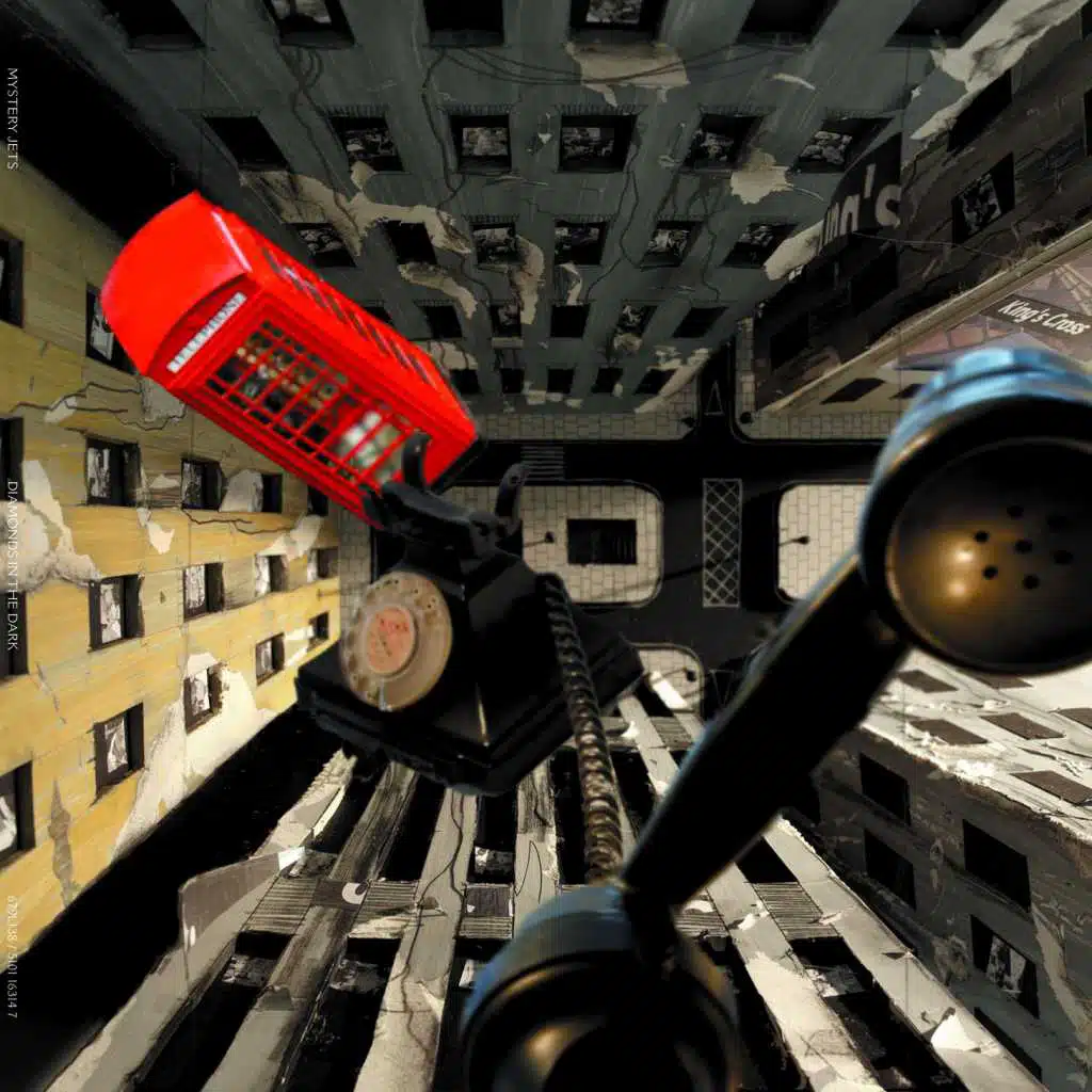 Diamonds In The Dark (7") #1 (7"  #1)