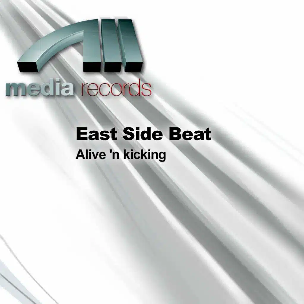 Alive' N Kicking  (Dub Underground)