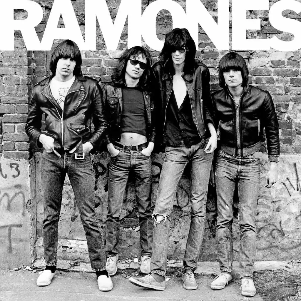 Ramones (40th Anniversary Deluxe Edition) [2016 Remaster] (40th Anniversary Deluxe Edition; 2016 Remaster)