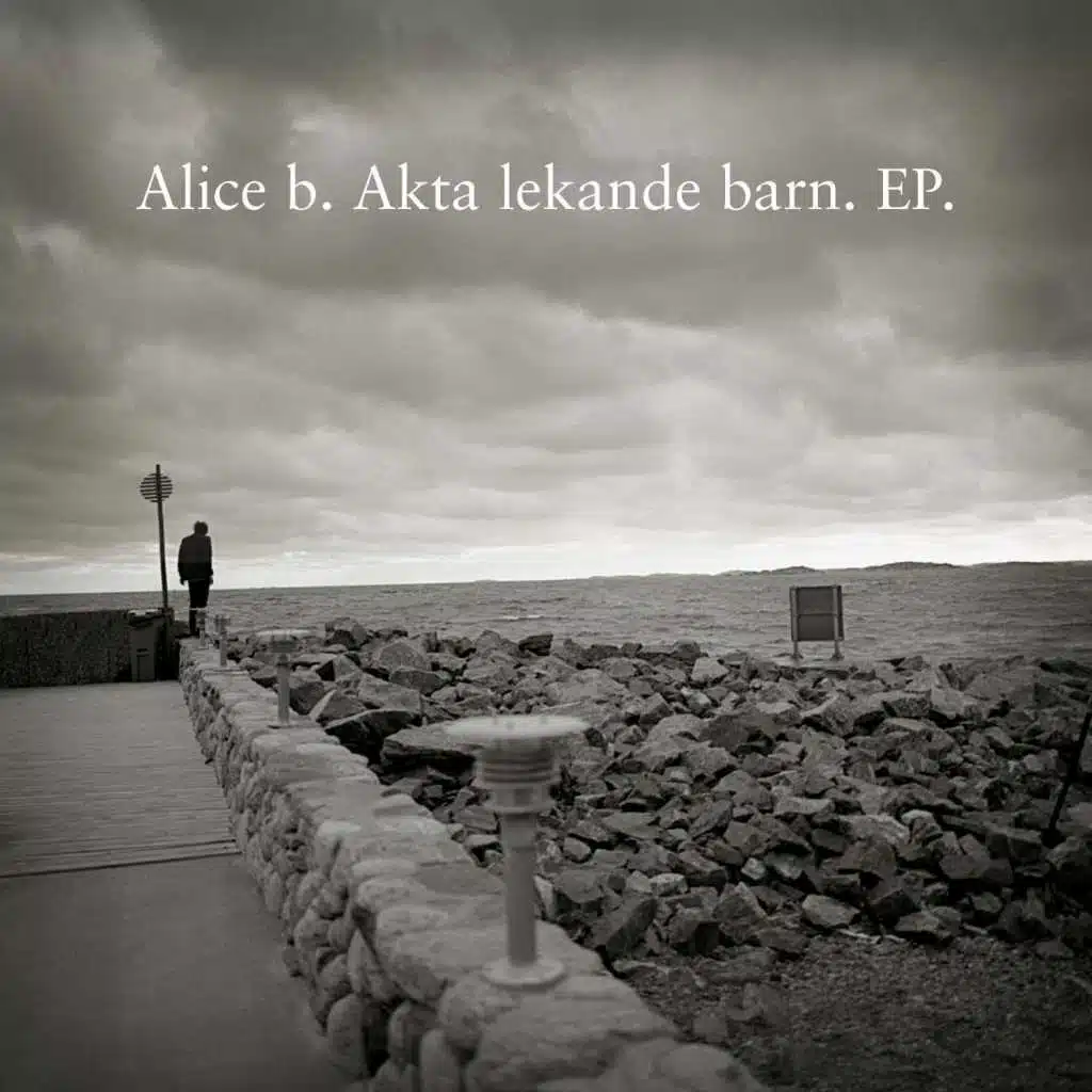 Akta, lekande barn EP