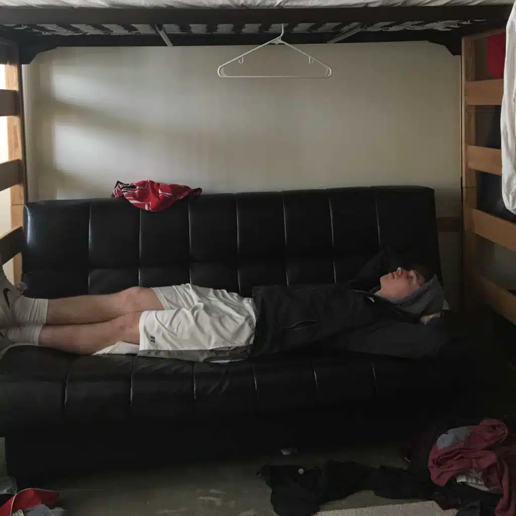 Feels Like Feels (feat. Emily Reddel)