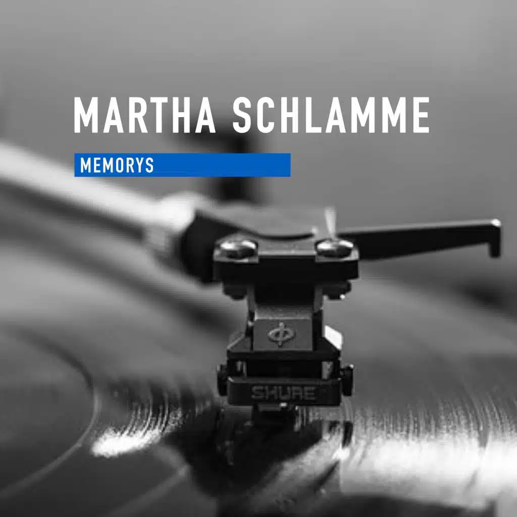 Martha Schlamme