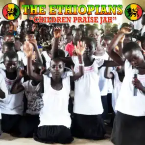 Children Praise Jah