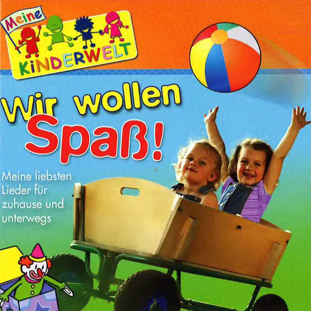 Die Affen rasen durch den Wald