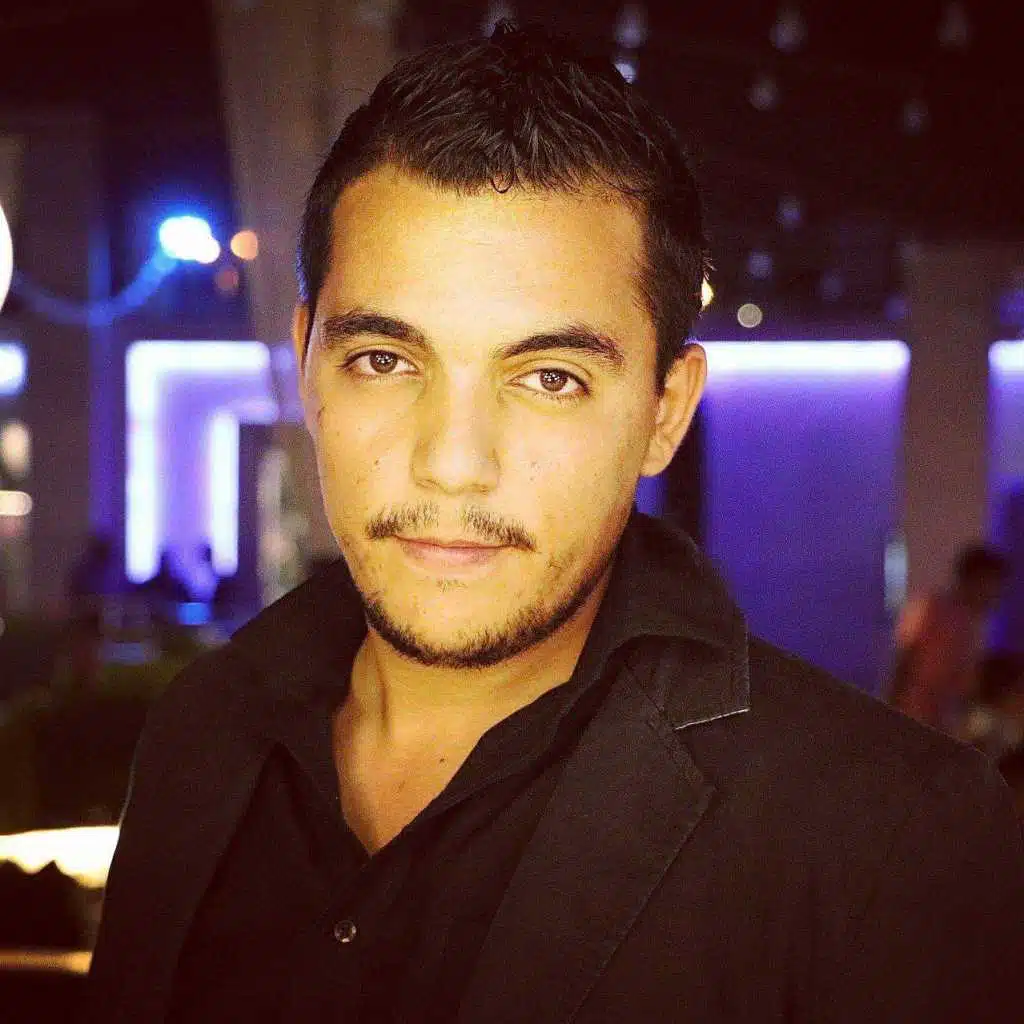 البلدوزر بيسو ( بسيوني )