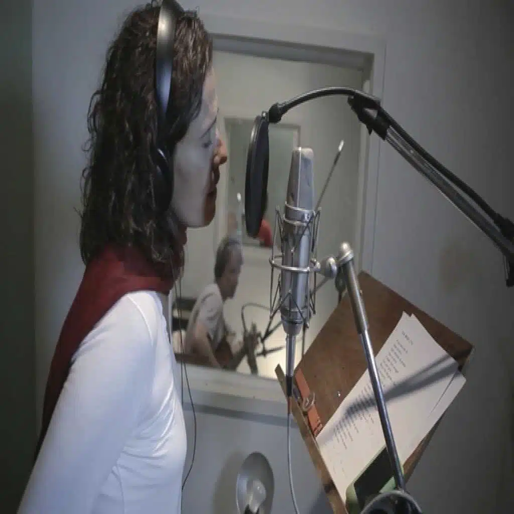 Zélia Duncan - Tudo Esclarecido (Deluxe Version)