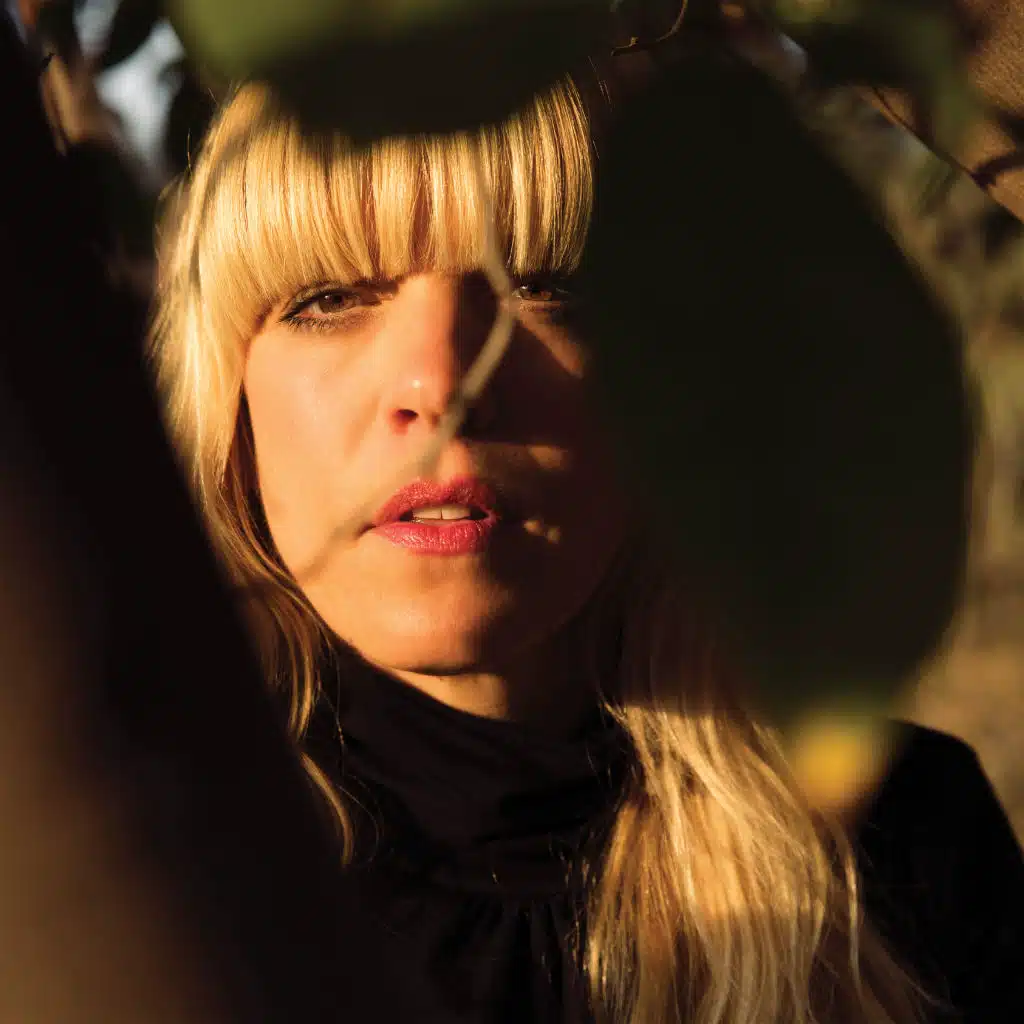 A Silhouette as a Sound