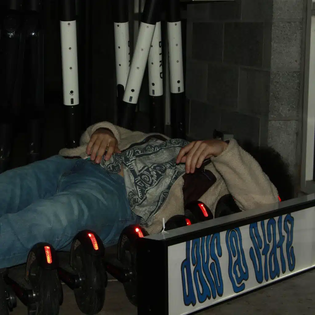 30,000 (feat. Sunset)