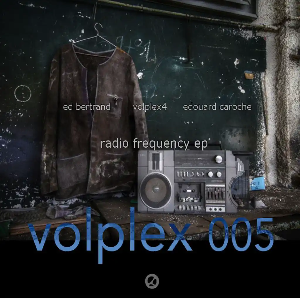 Ed Bertrand, Volplex4 & Edouard Caroche