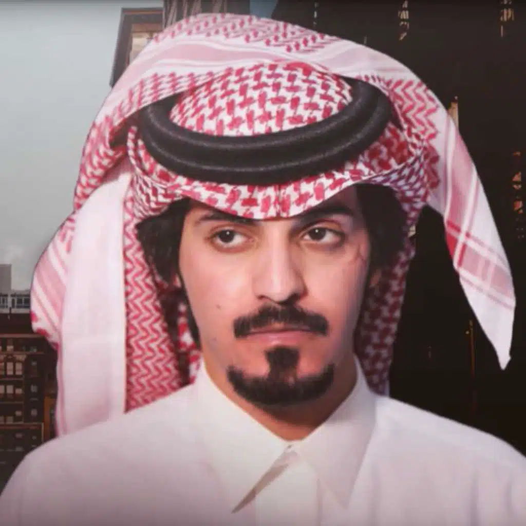 من قبيله وانا من قبيله