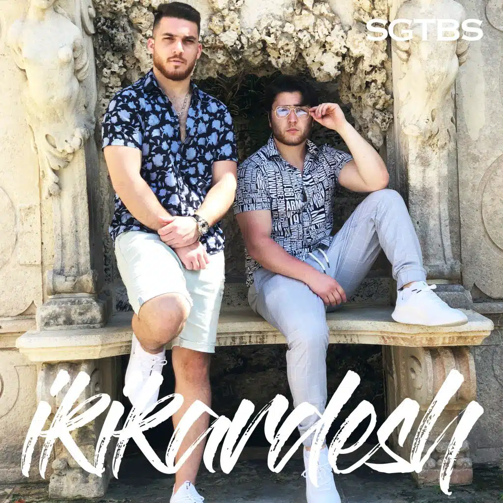 Sen Güneşe Tutul Ben Sana