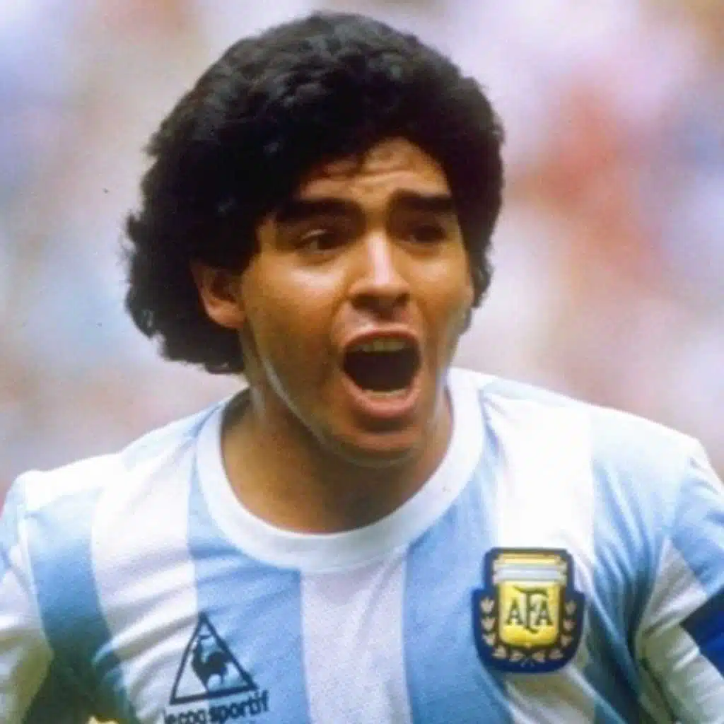 مارادونا | أمهر من لمس الكرة على الإطلاق - أسطورة لن تكرر