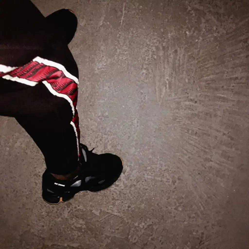 Bitch Wok (feat. SEITHÈN #4100)