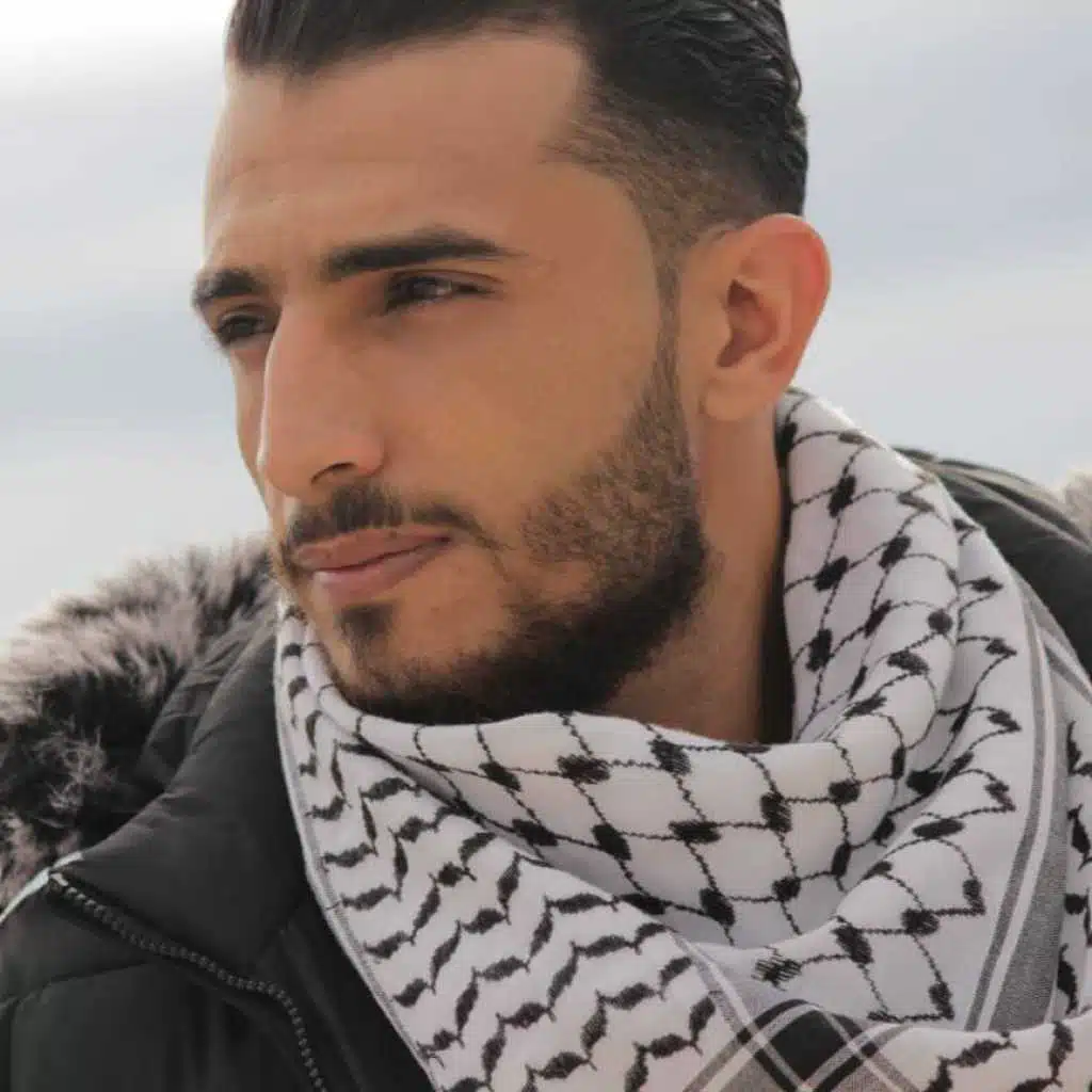 اكرم حرشاوي