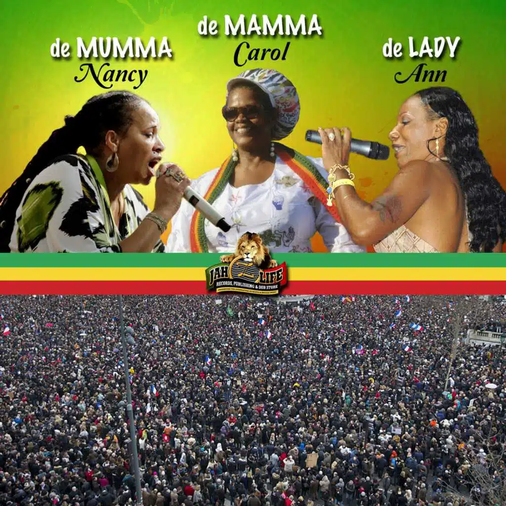 De MuMMA Nancy De Mamma Carol De Lady Ann