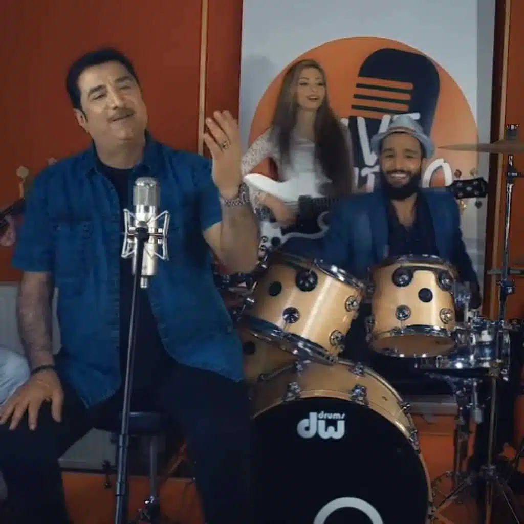 احبك اني هواية