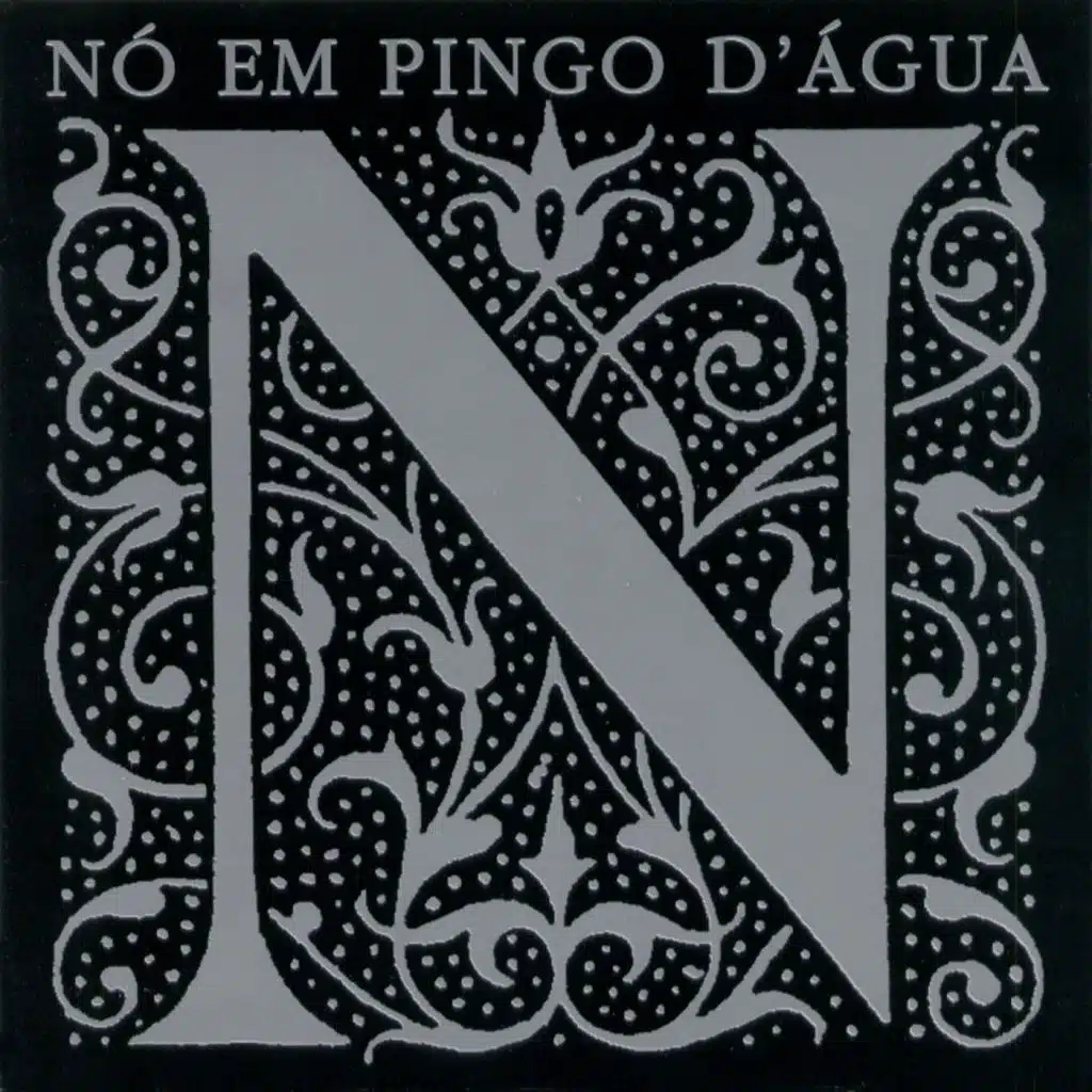 Nó eem Pingo D'água Interpreta Paulinho da Viola