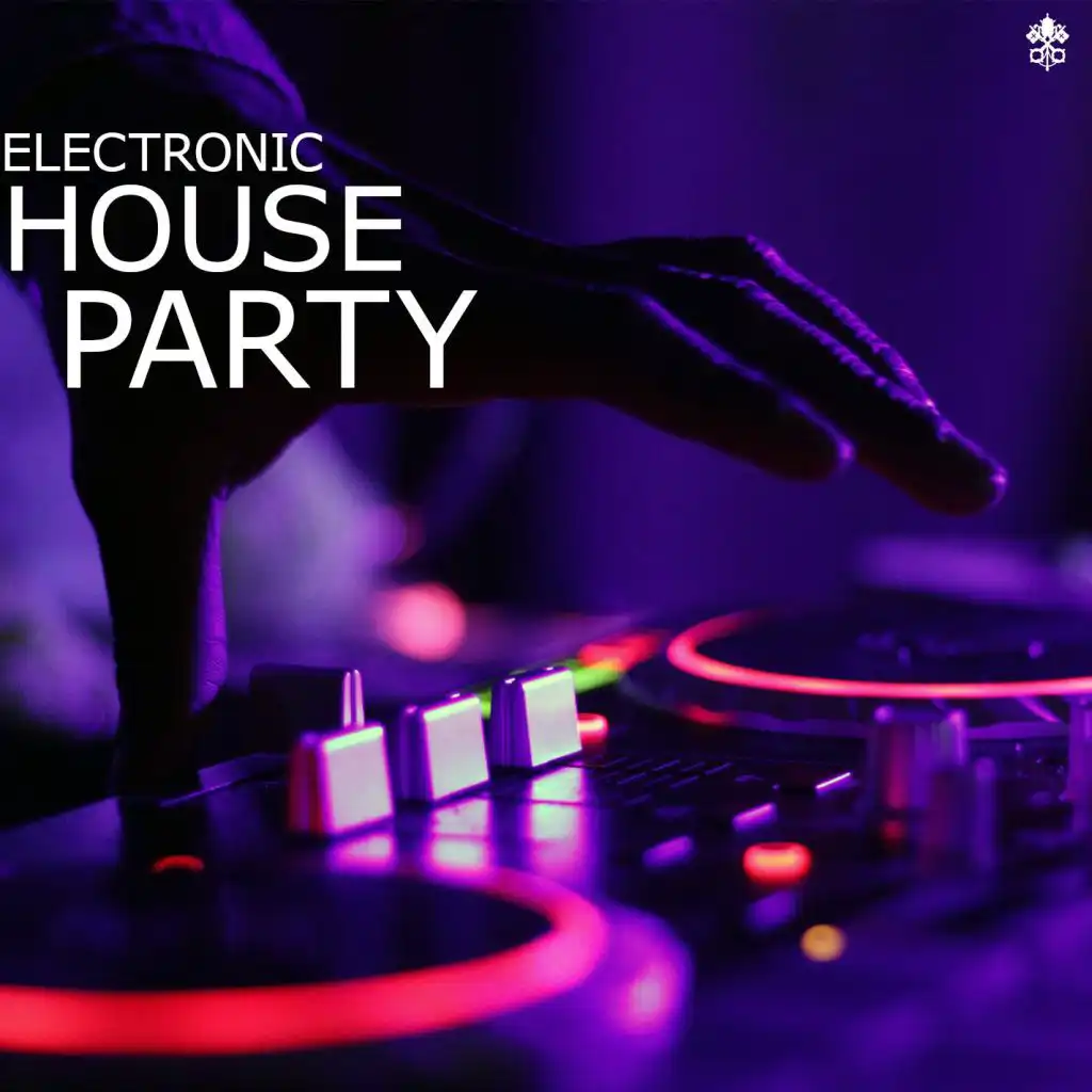 Electronic House Party (feat. Lara Nicky)