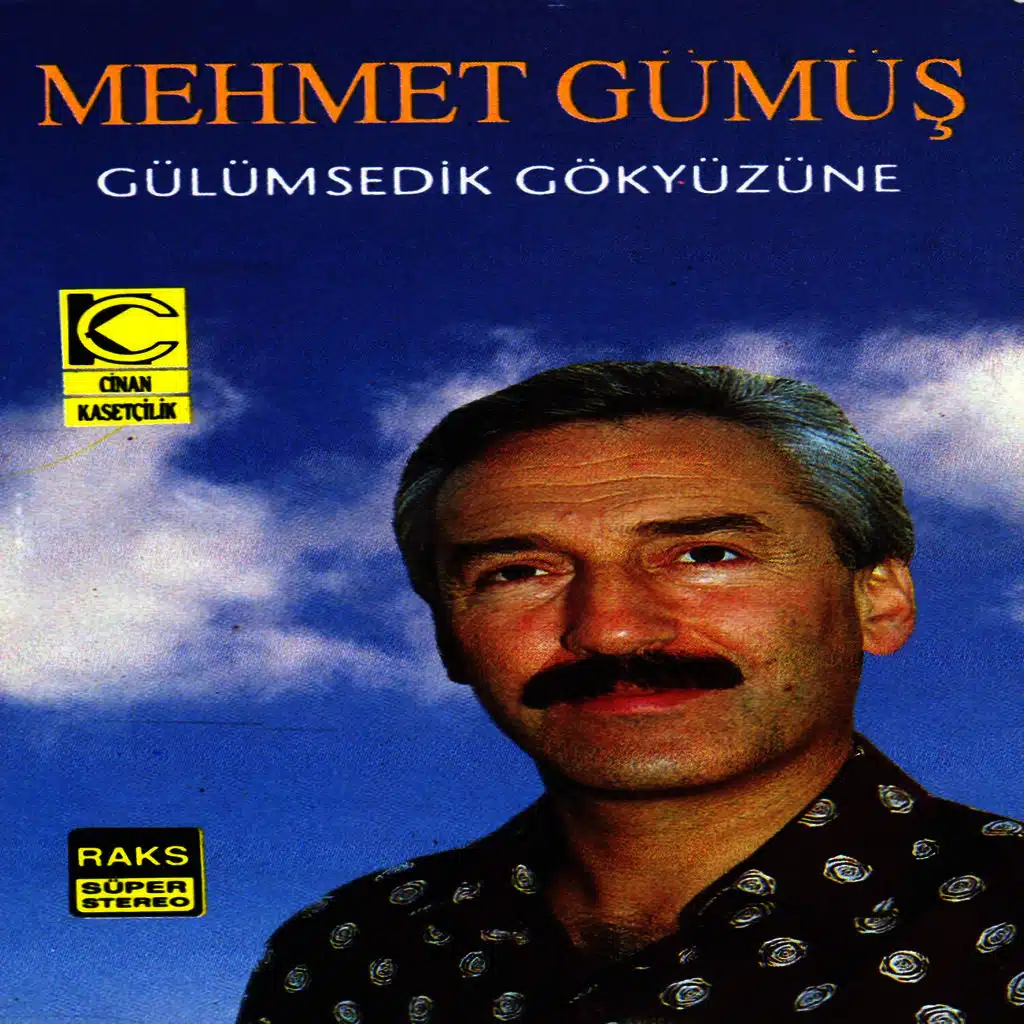 Gülümsedik Gökyüzüne