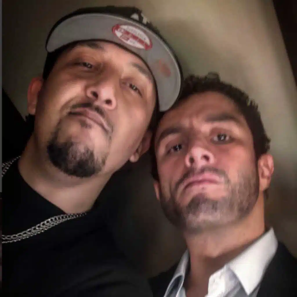 أشكال وألوان