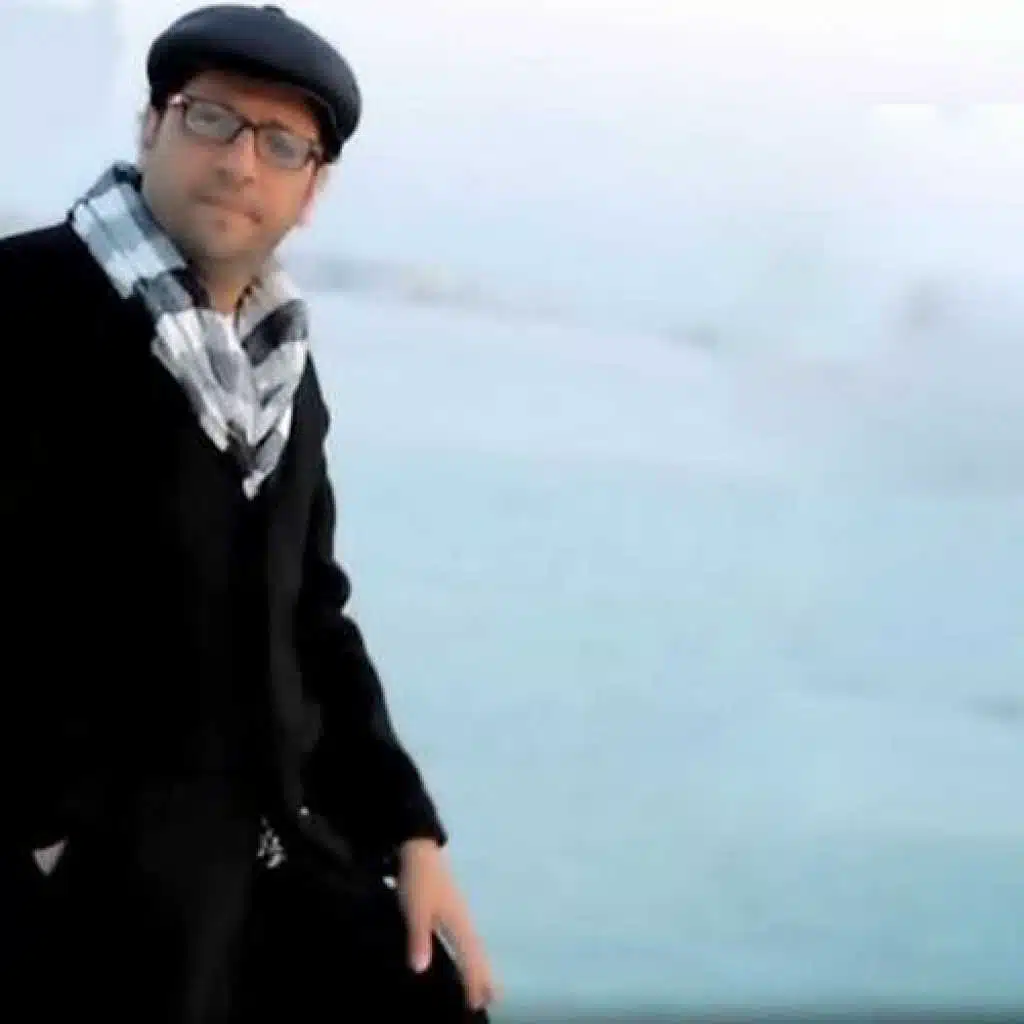 بص في مرايتك