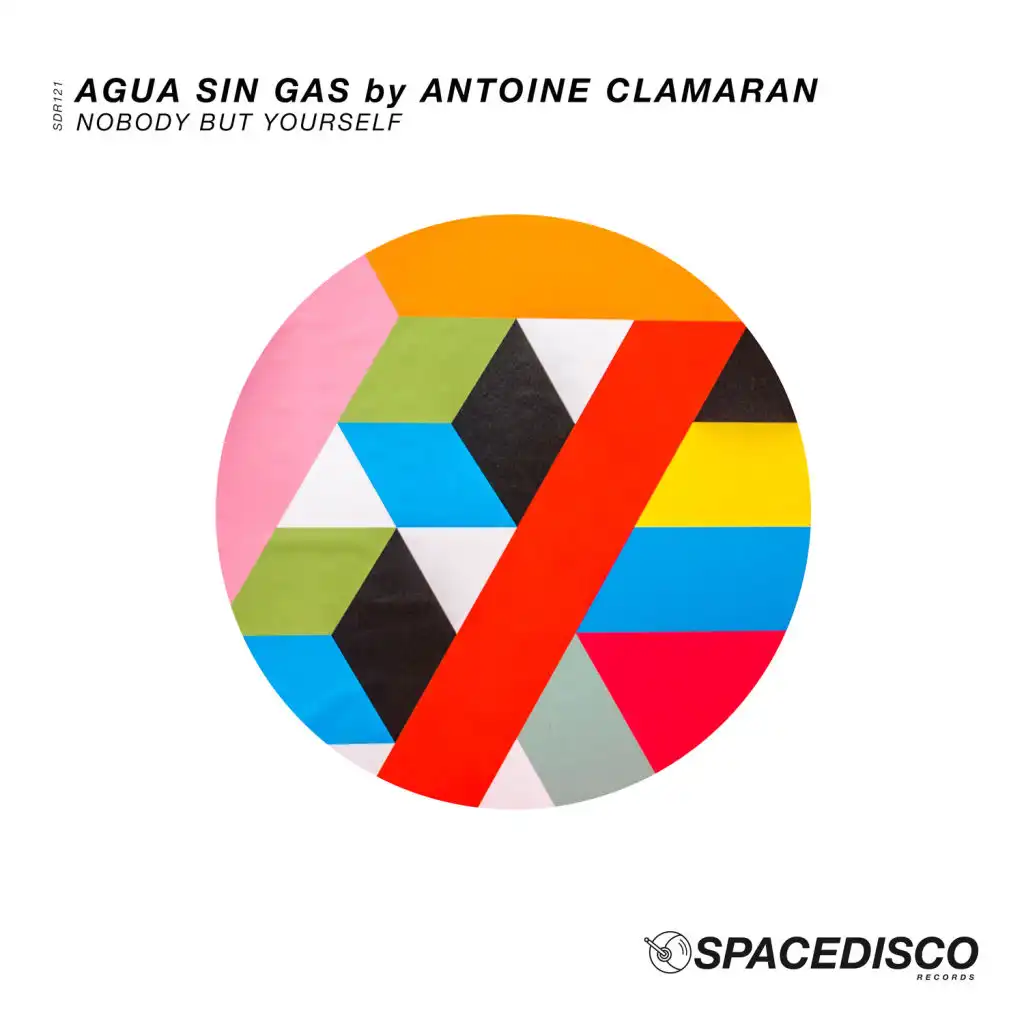 Agua Sin Gas by Antoine Clamaran