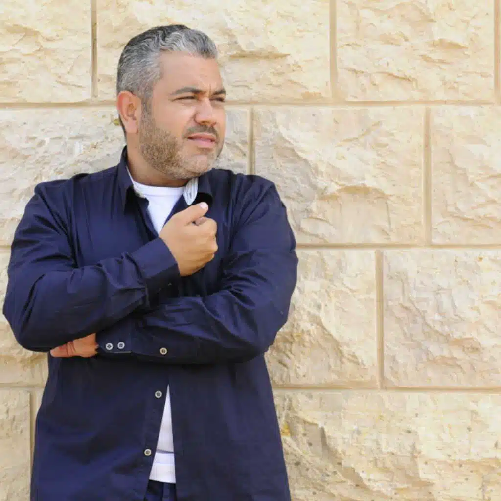 روق علينا حفلة