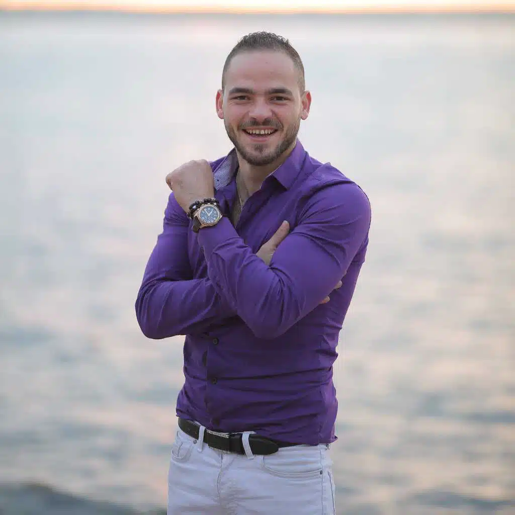 كان غصب عنه