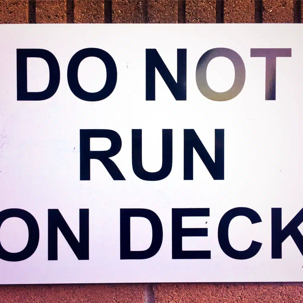 Chefs Coat (feat. Jbirrd)