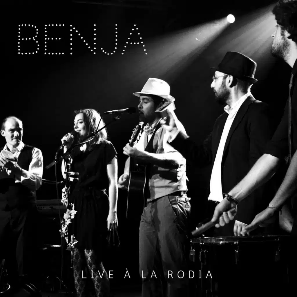 Fais-moi mal Johnny (Live) [feat. Clara Yucatan]