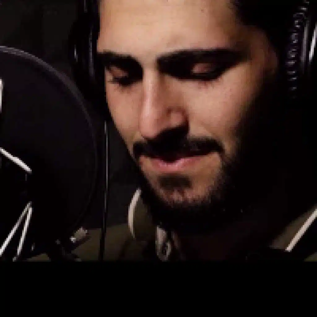 فبدأت رواياتي الاولى