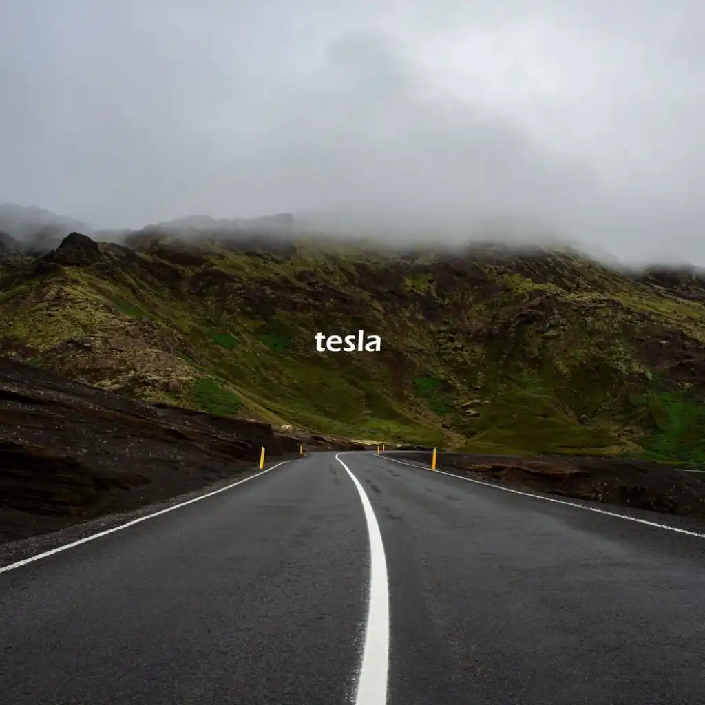 Tesla (feat. Dantino, Mástein Bennett & Leonel Yepiz)