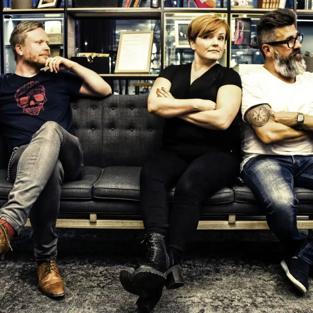 header-image