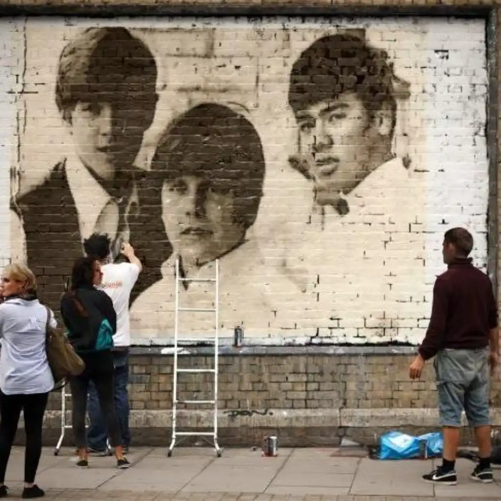 artist-header-image