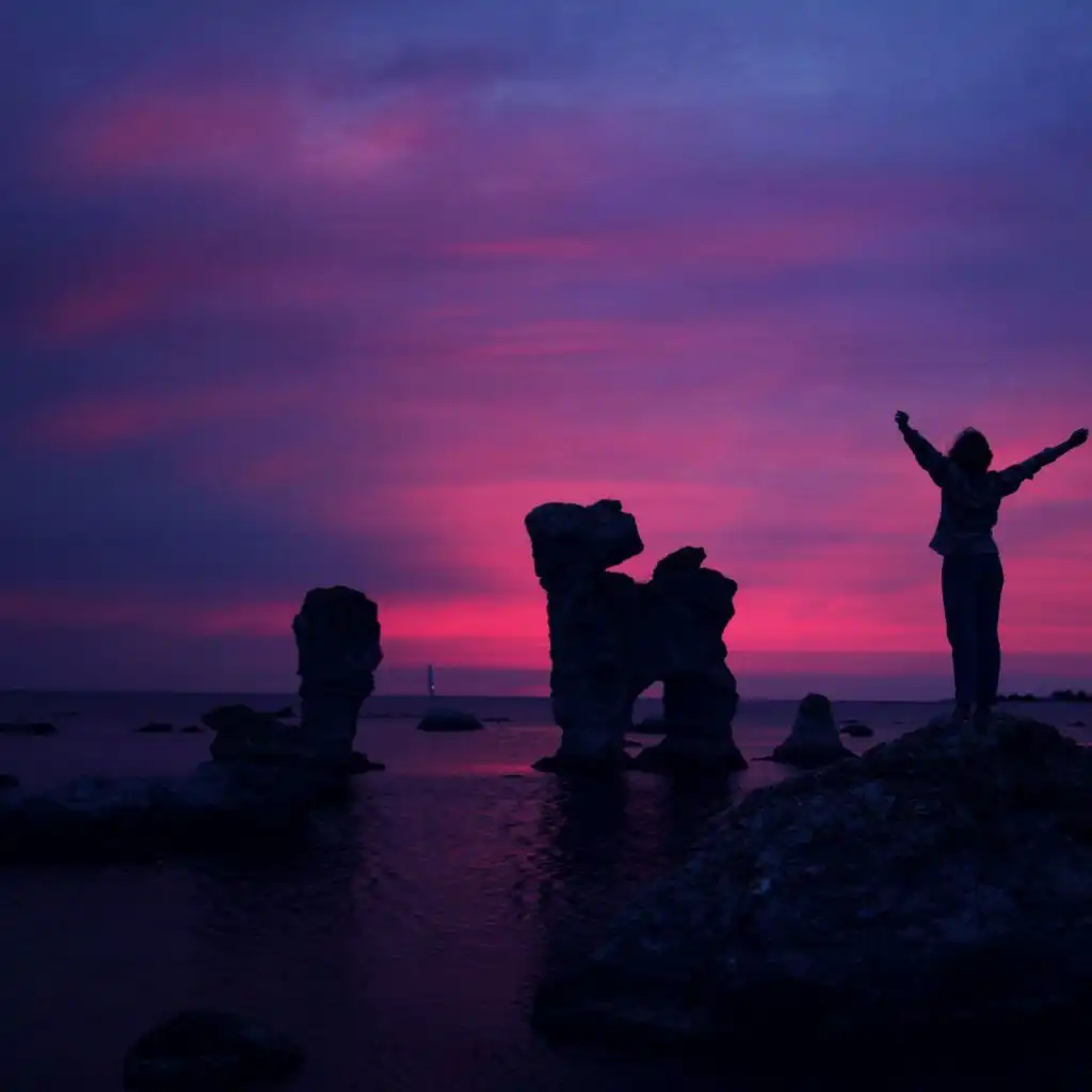 artist-header-image