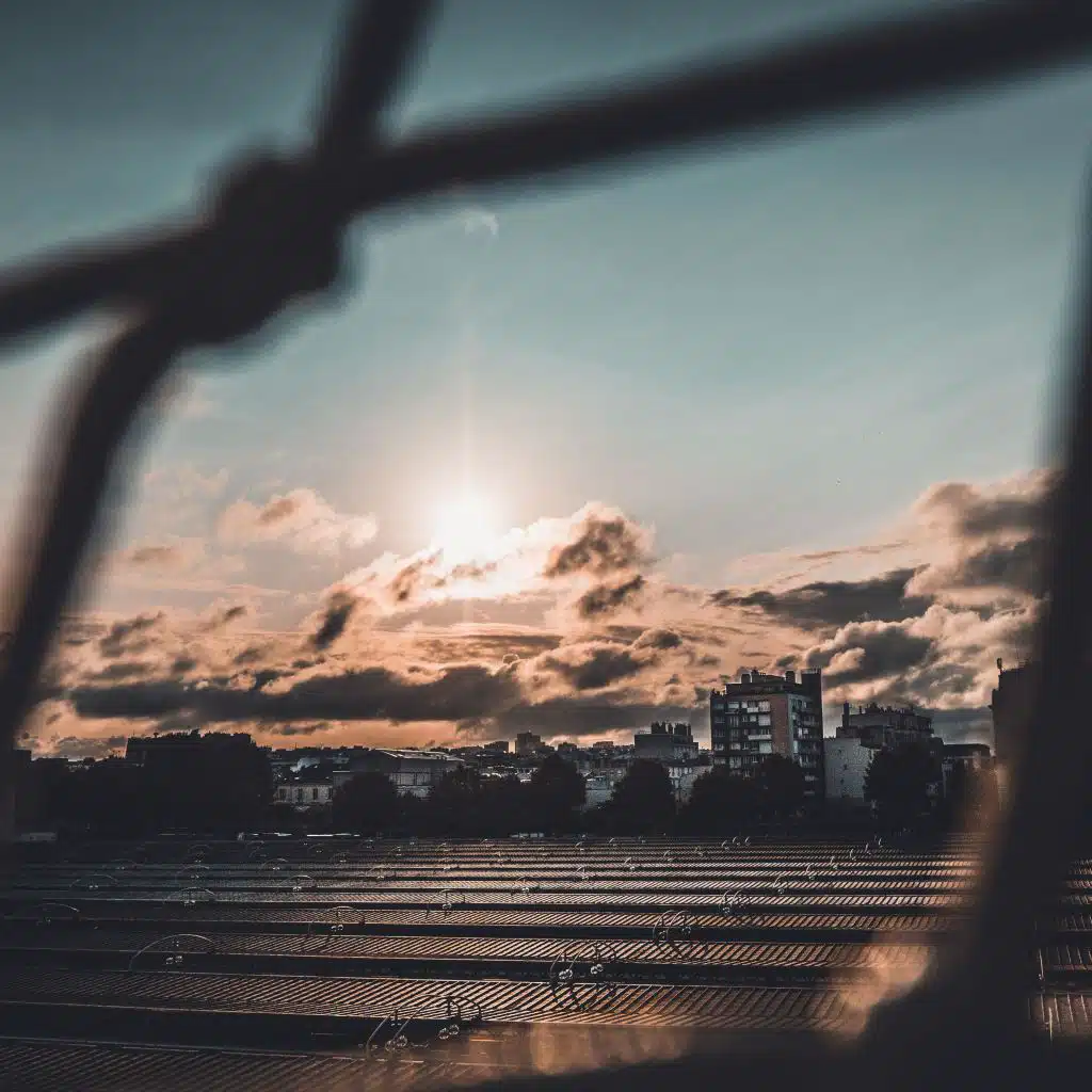 header-image