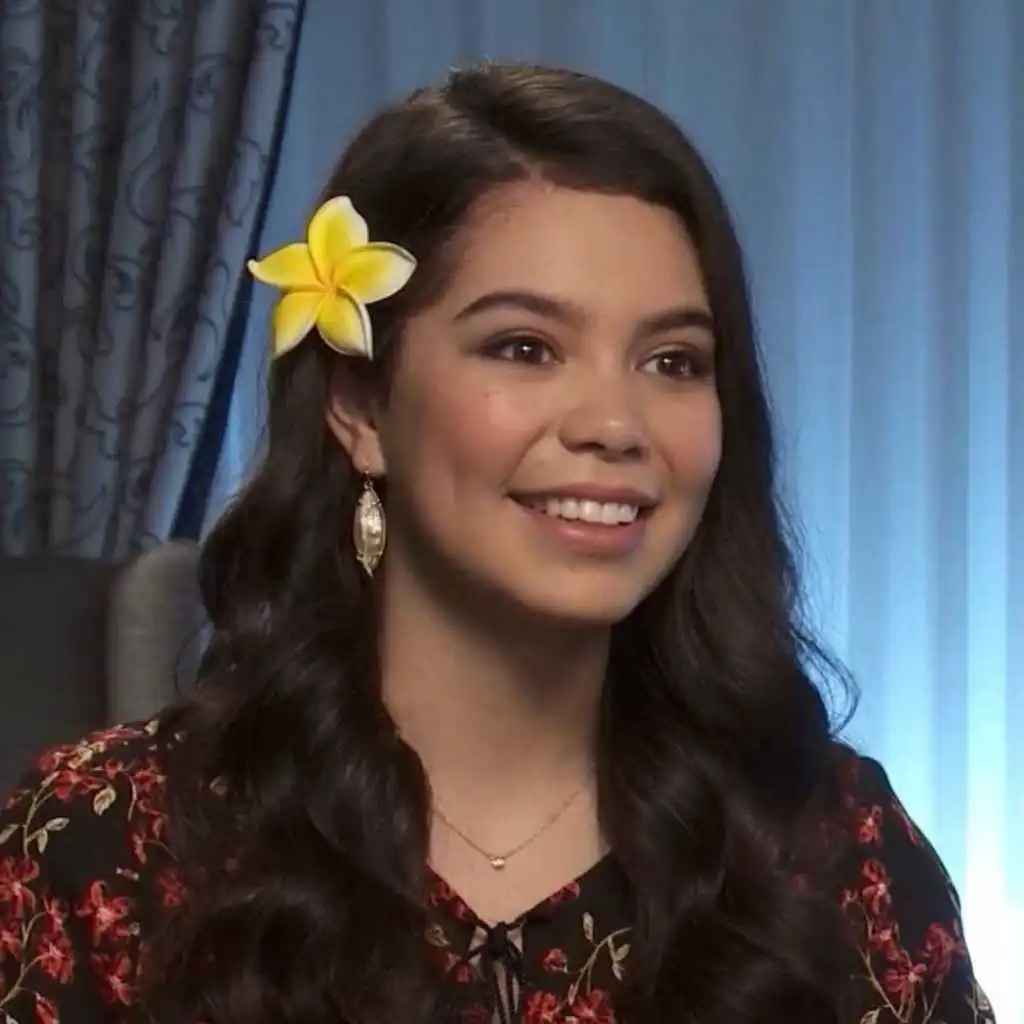 Auli i Cravalho Play on Anghami