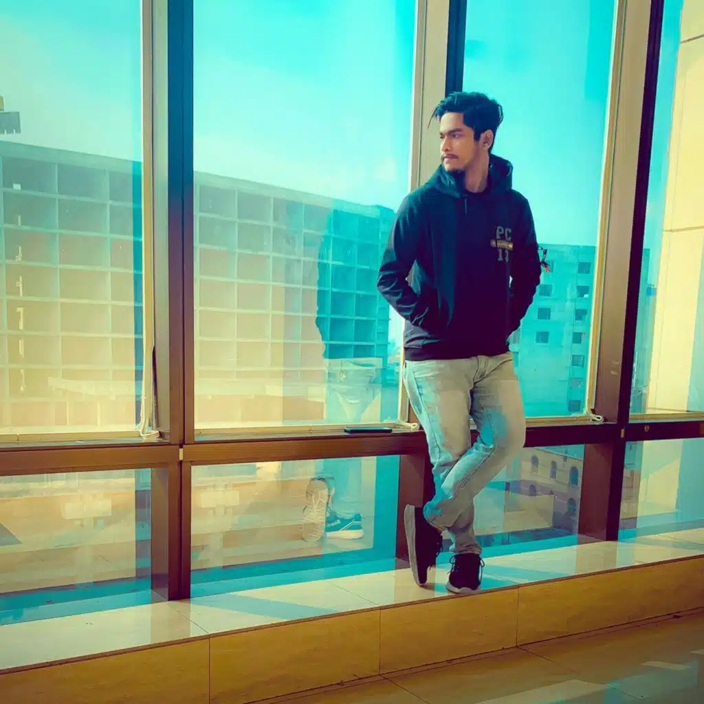 header-image