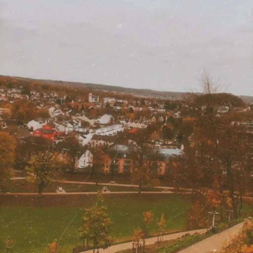 header-image
