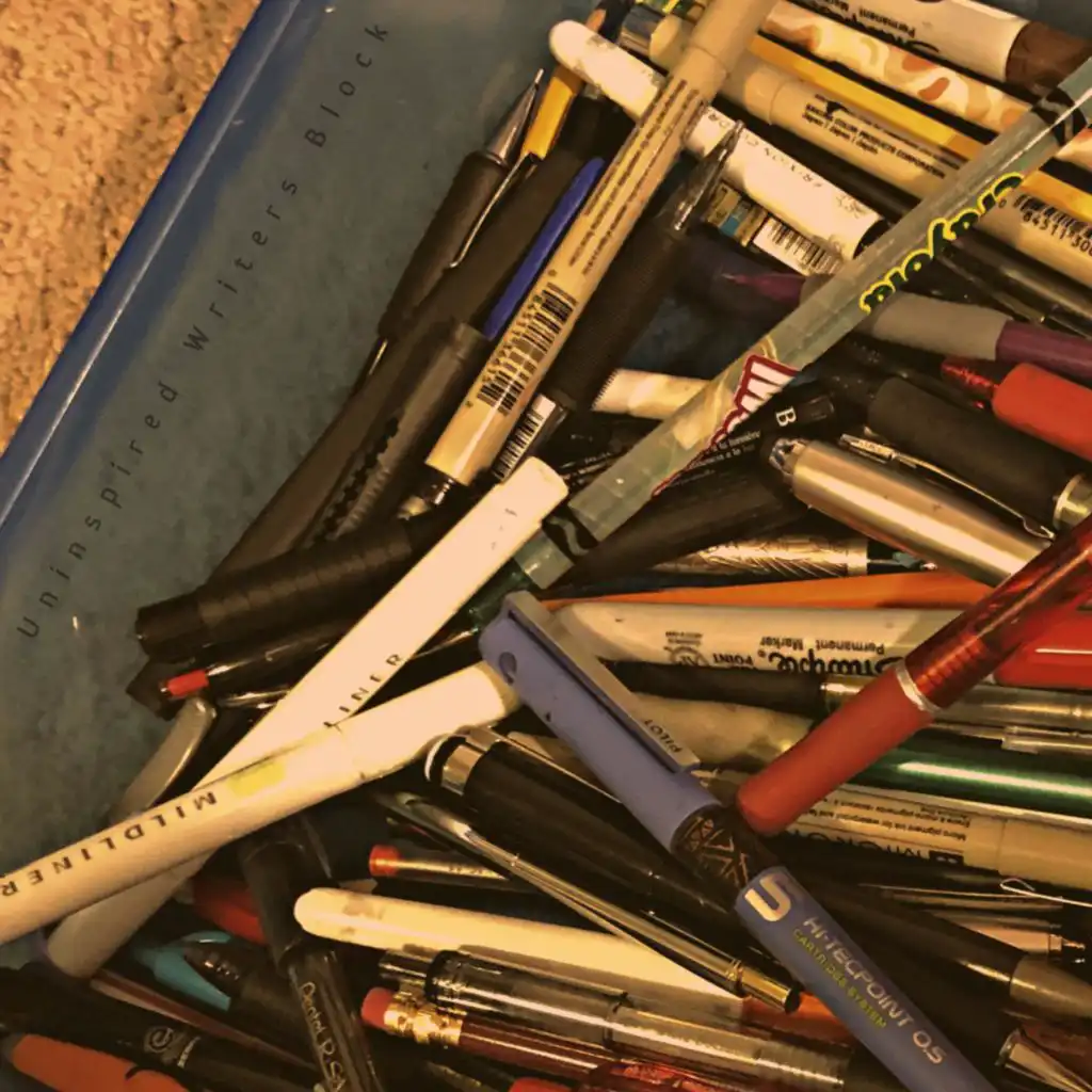 artist-header-image