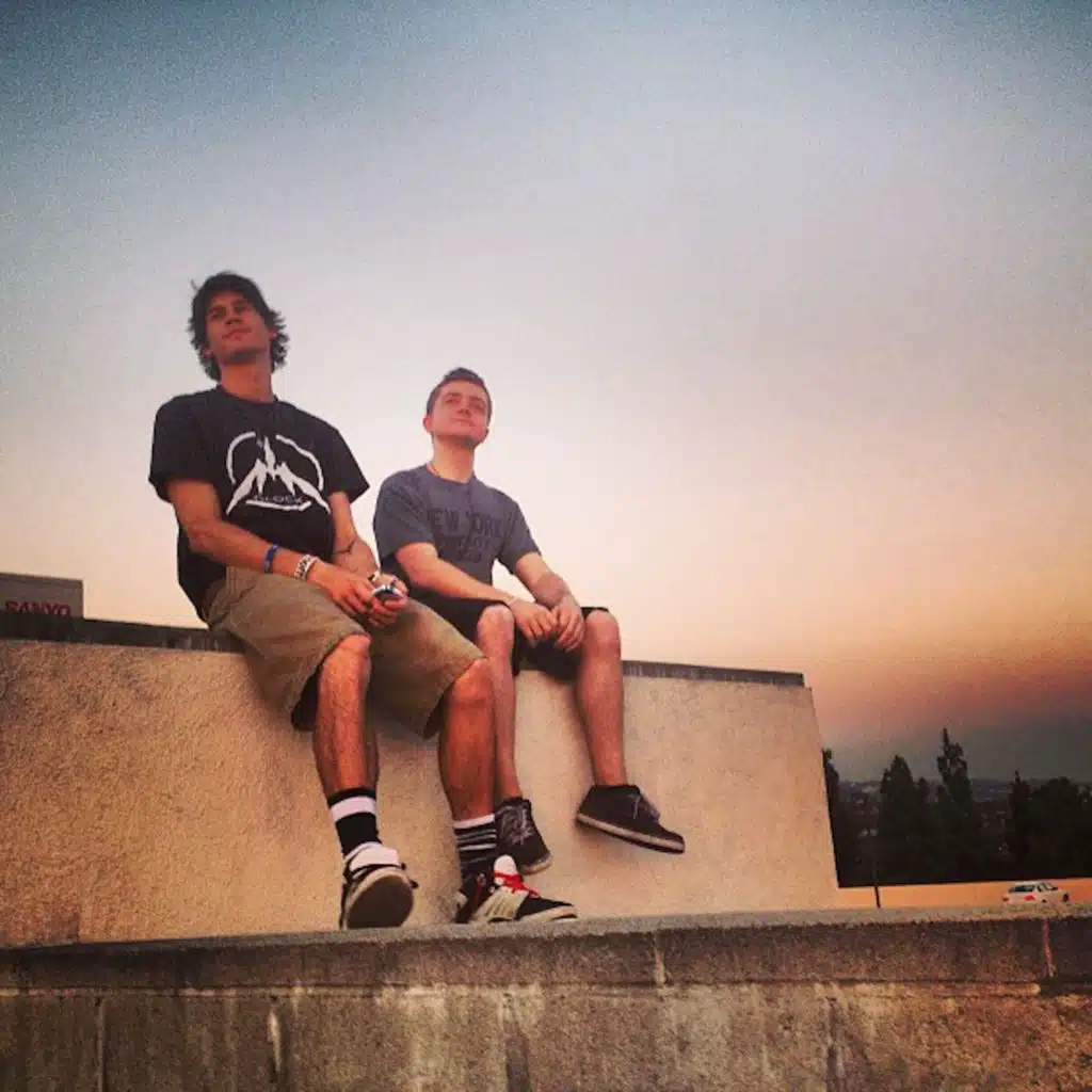 header-image