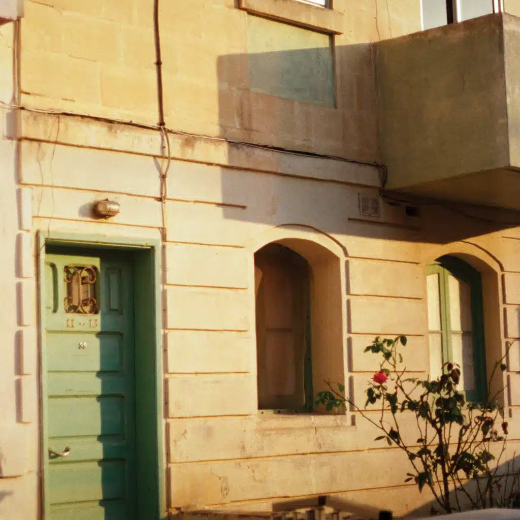 header-image