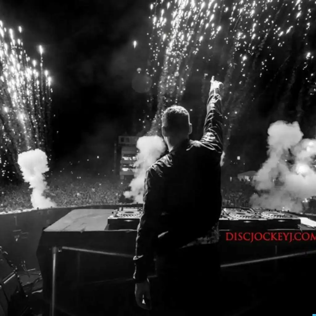 artist-header-image