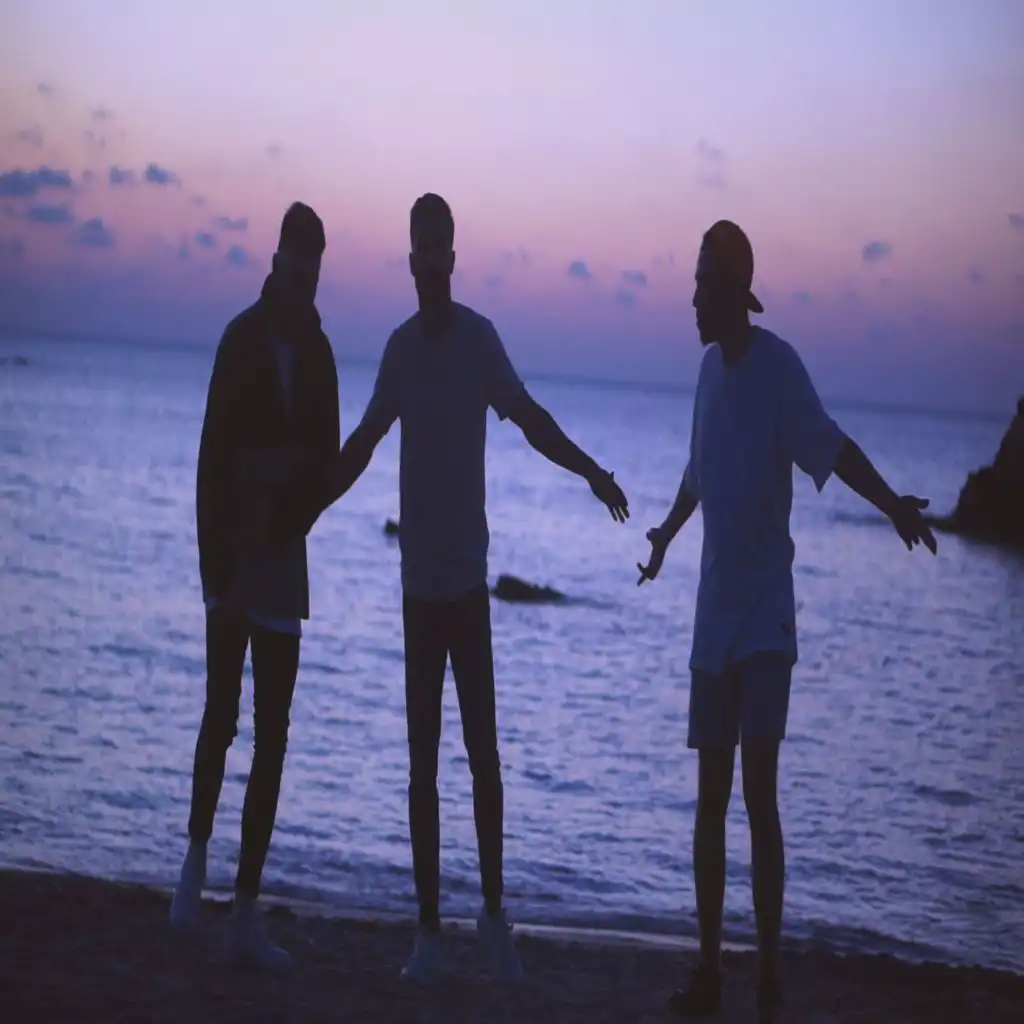header-image