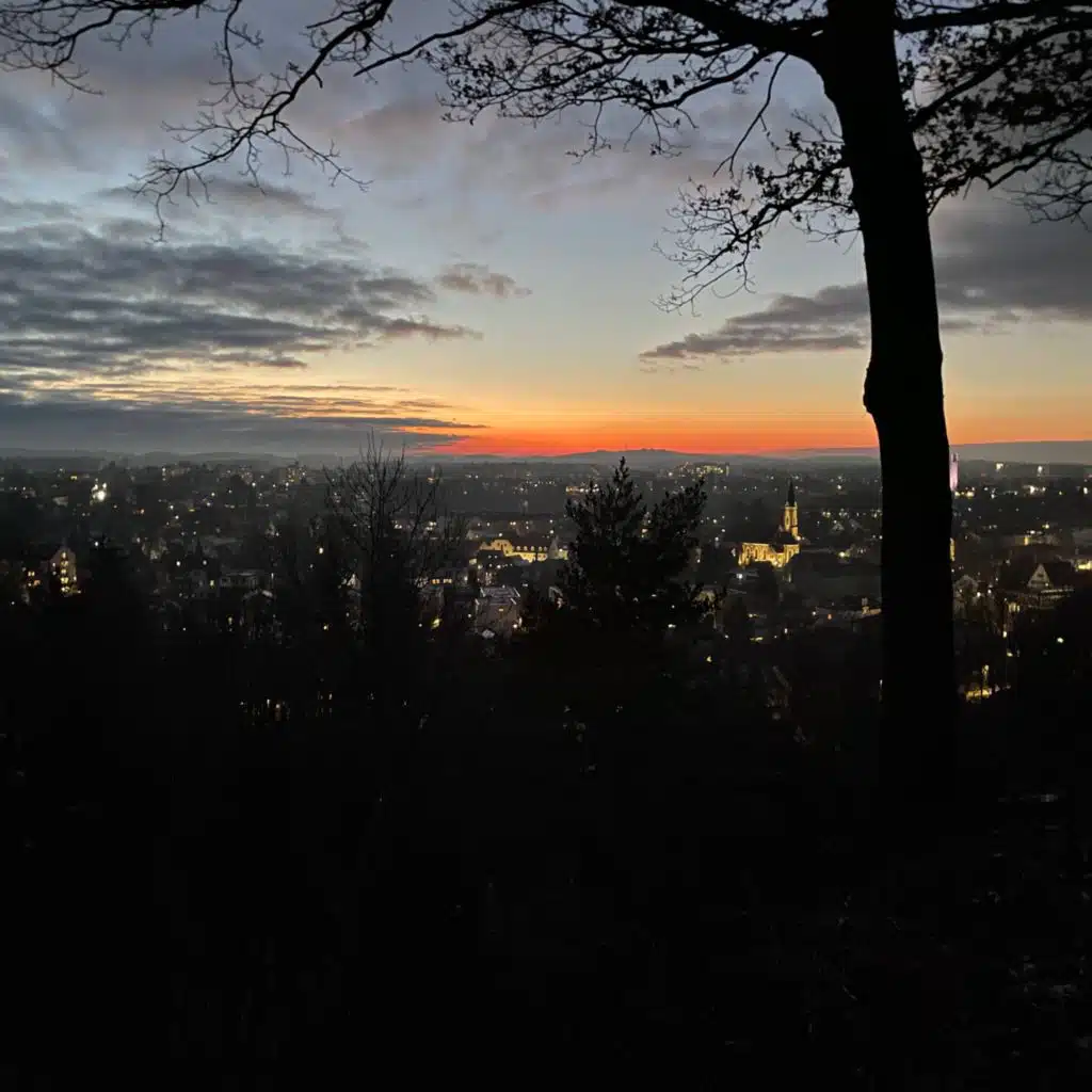 header-image