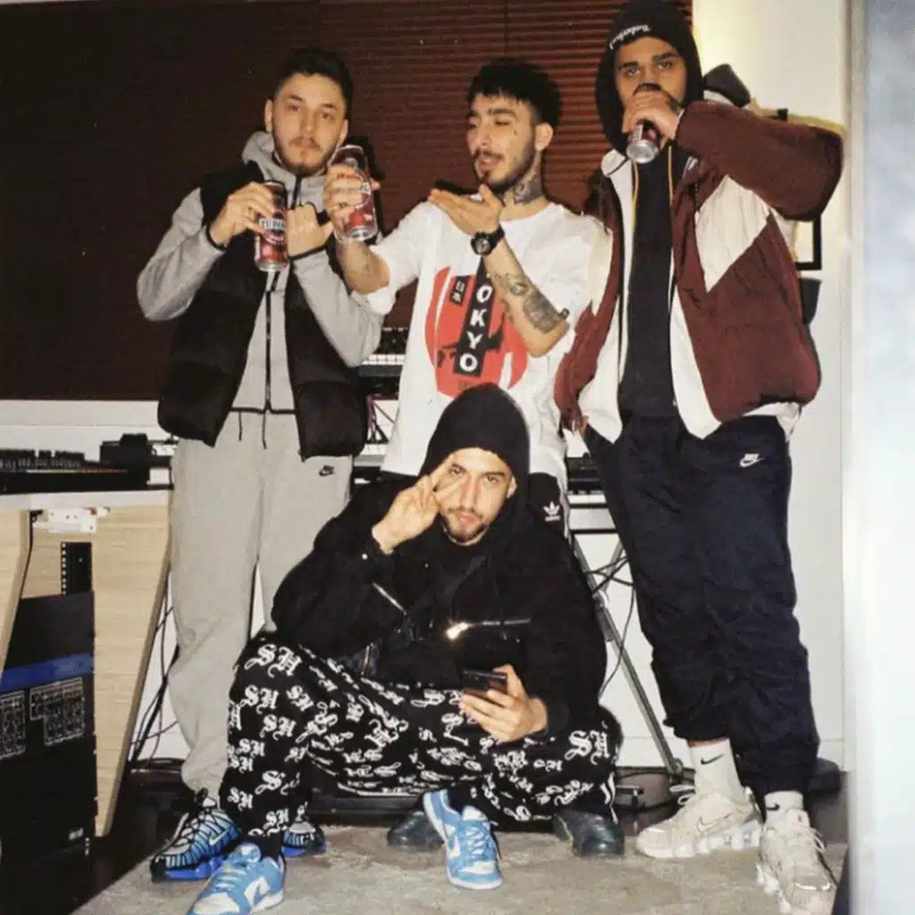 header-image