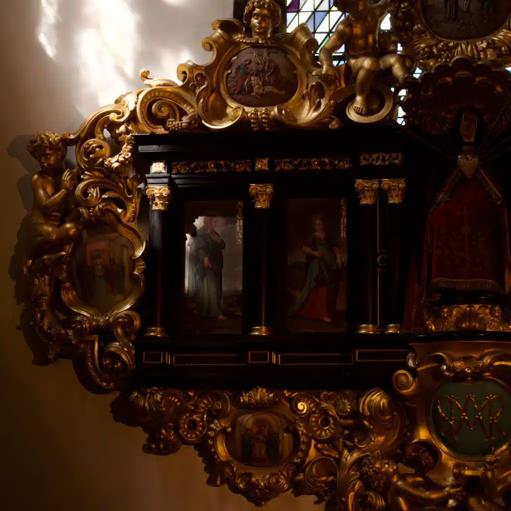 header-image