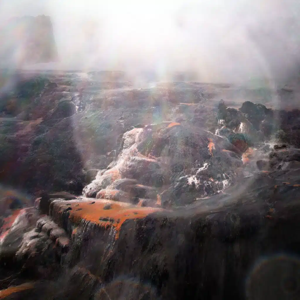 artist-header-image