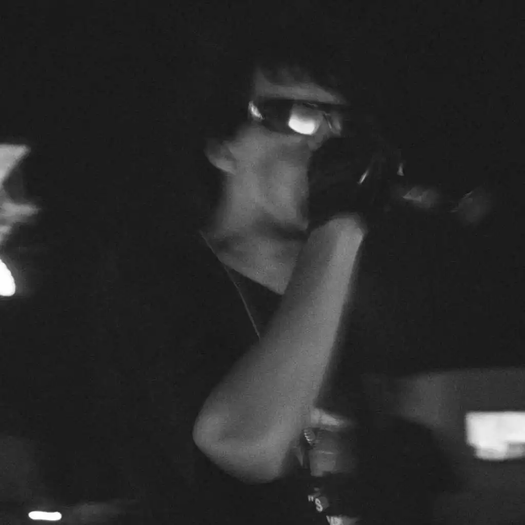 artist-header-image